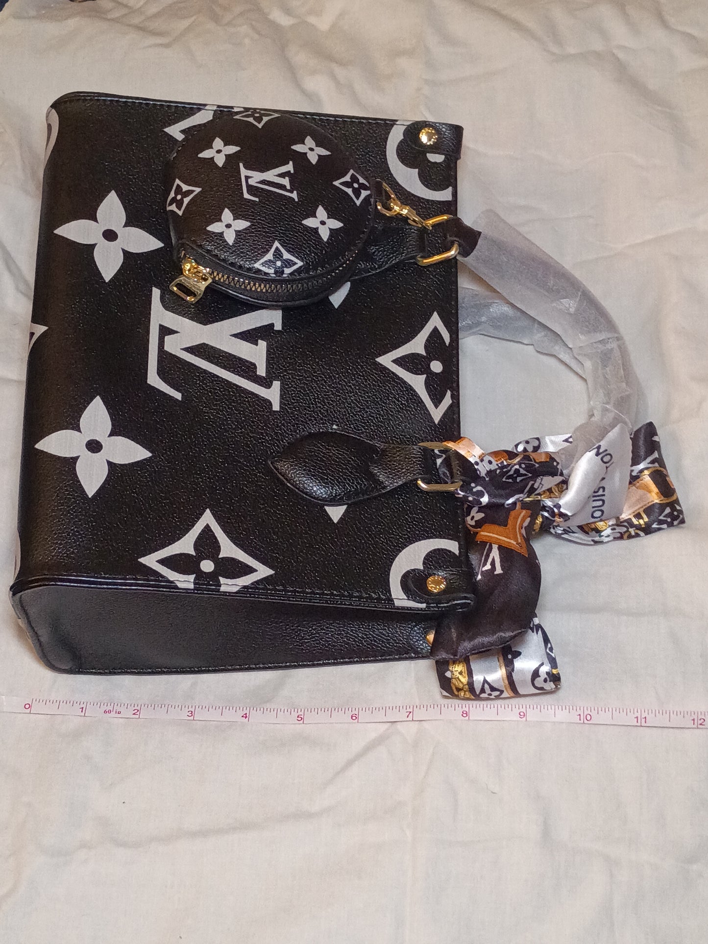 Black White Square Purse
