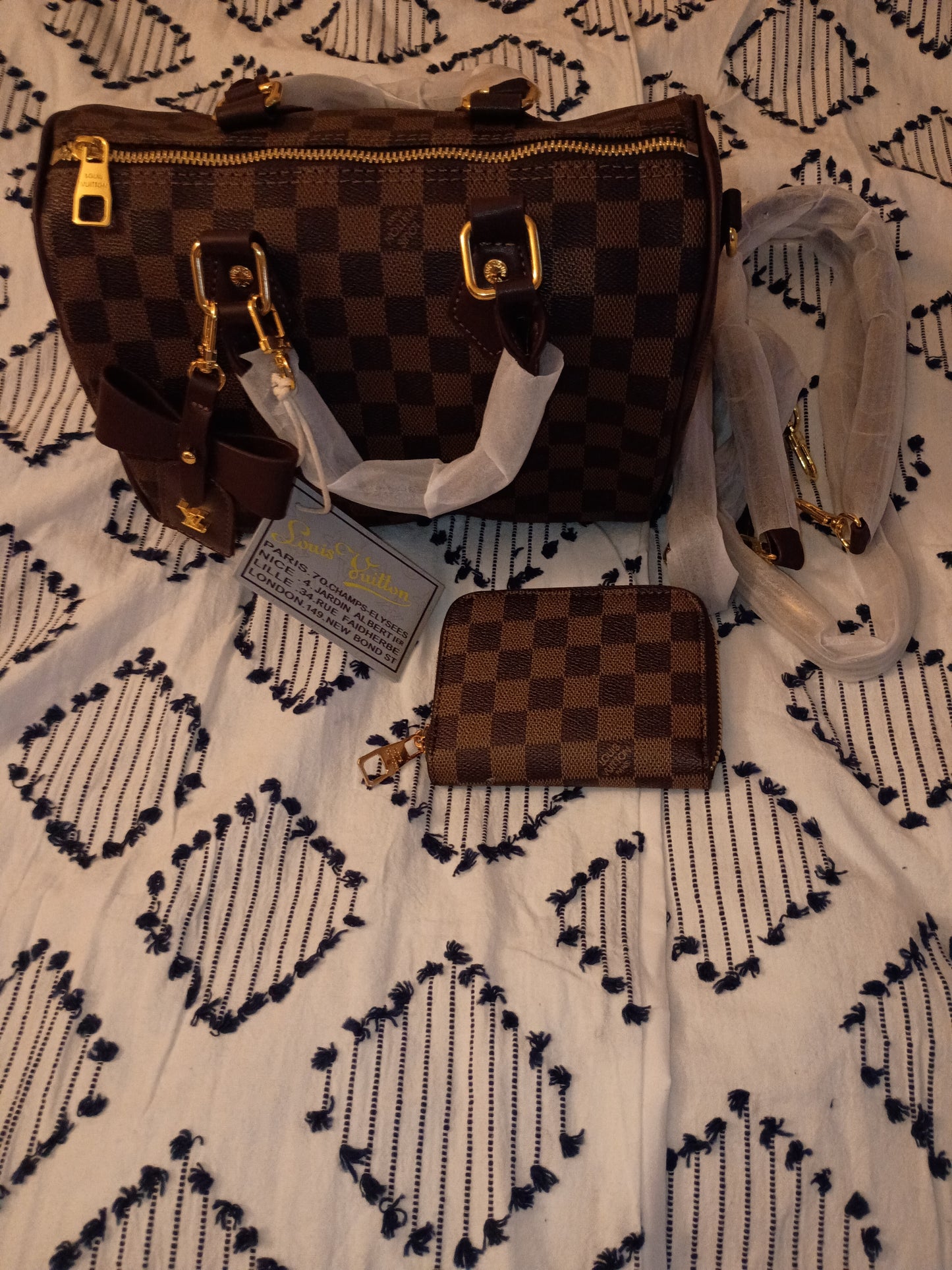 Checkered Speedy And Wallet