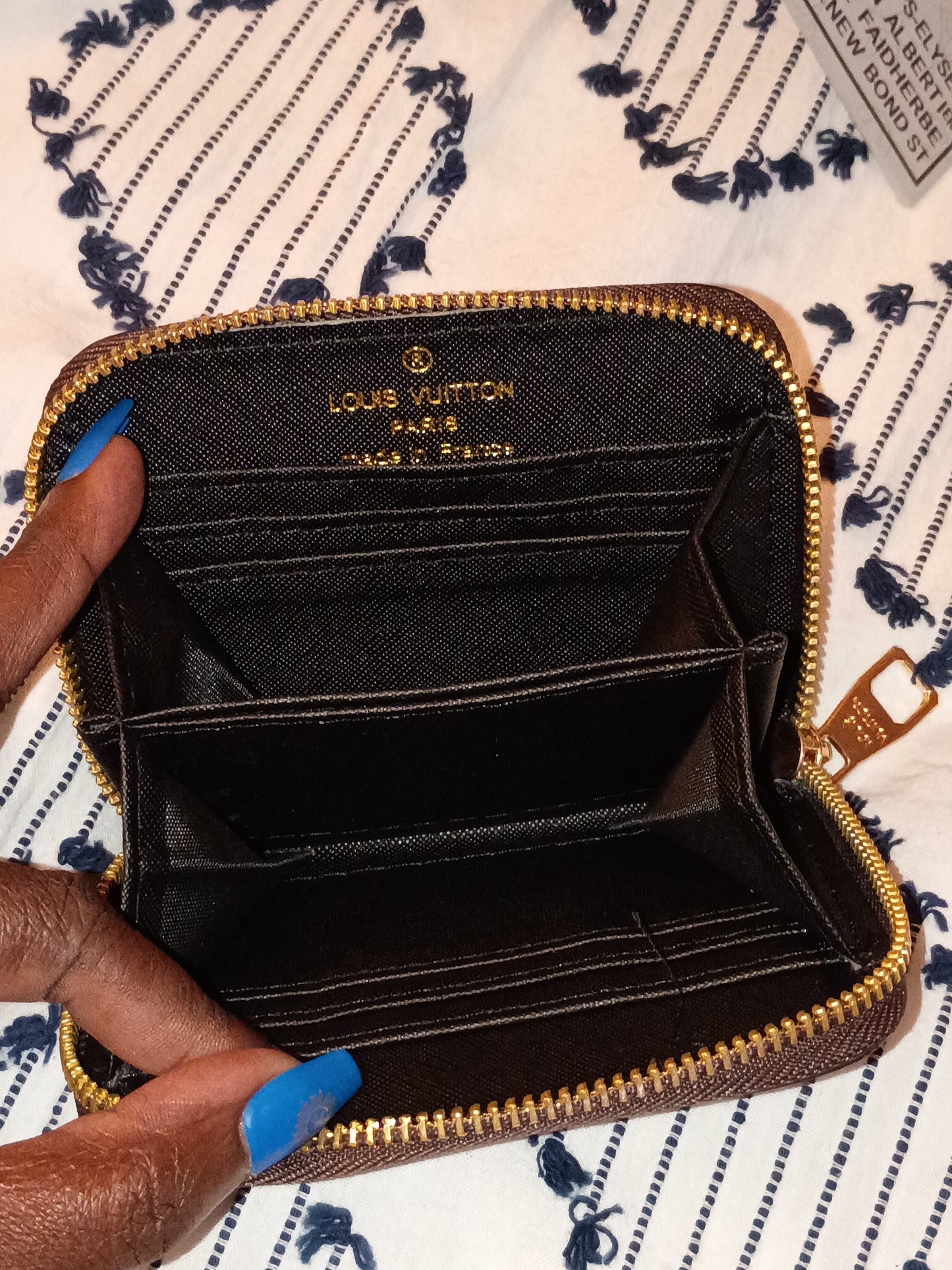 Checkered Speedy And Wallet